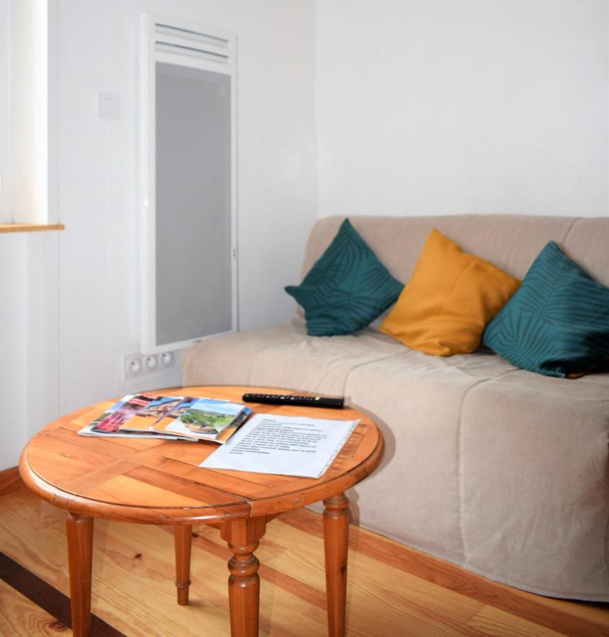 Studio Sympa Avec Petit Dejeuner Entre Canal Et Loire Roanne Exterior foto
